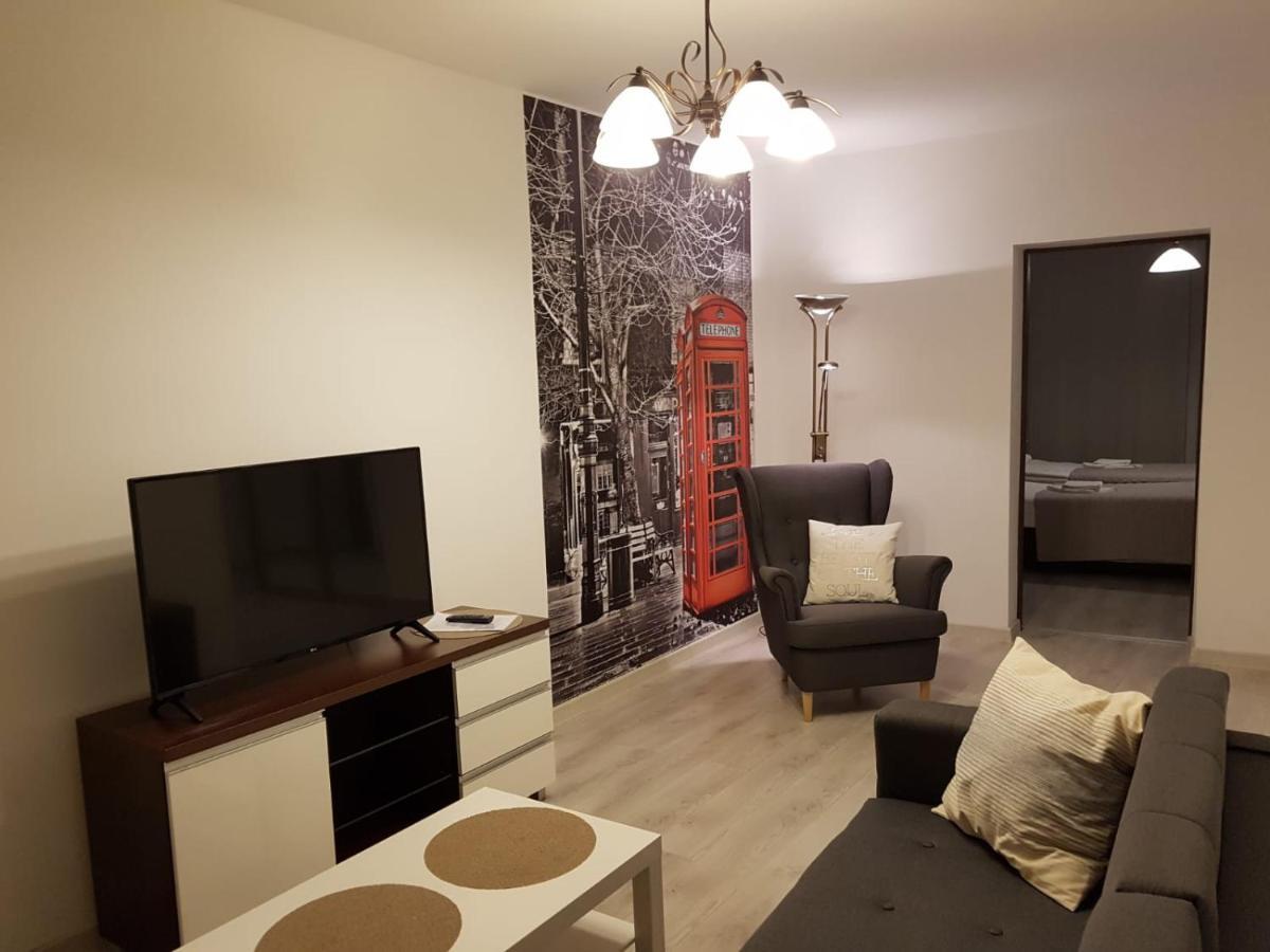 Kaja Apartamenty Legnica Exterior foto