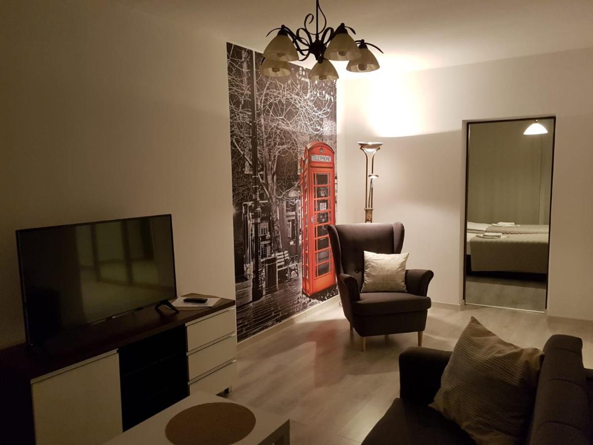 Kaja Apartamenty Legnica Exterior foto