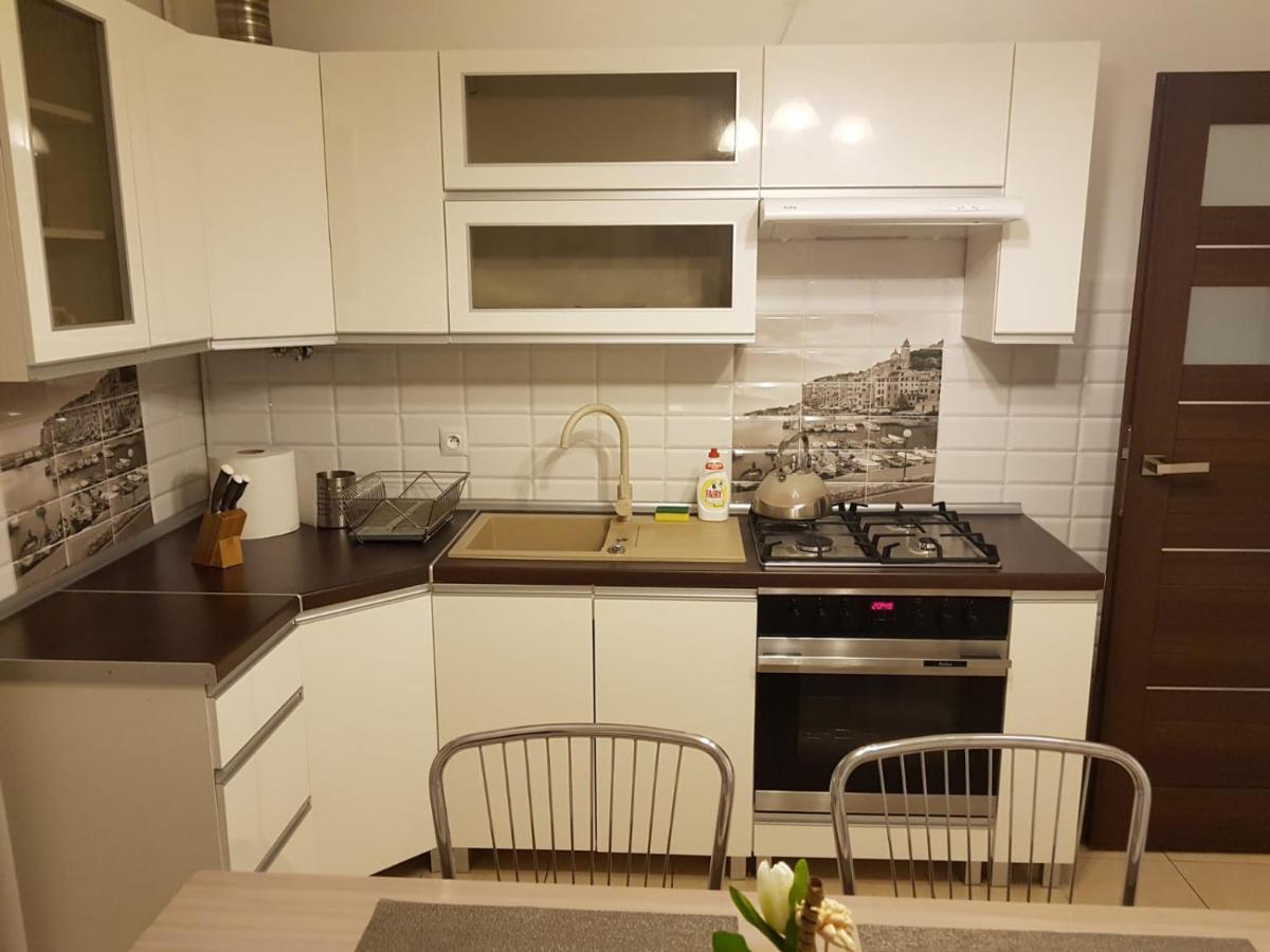 Kaja Apartamenty Legnica Exterior foto